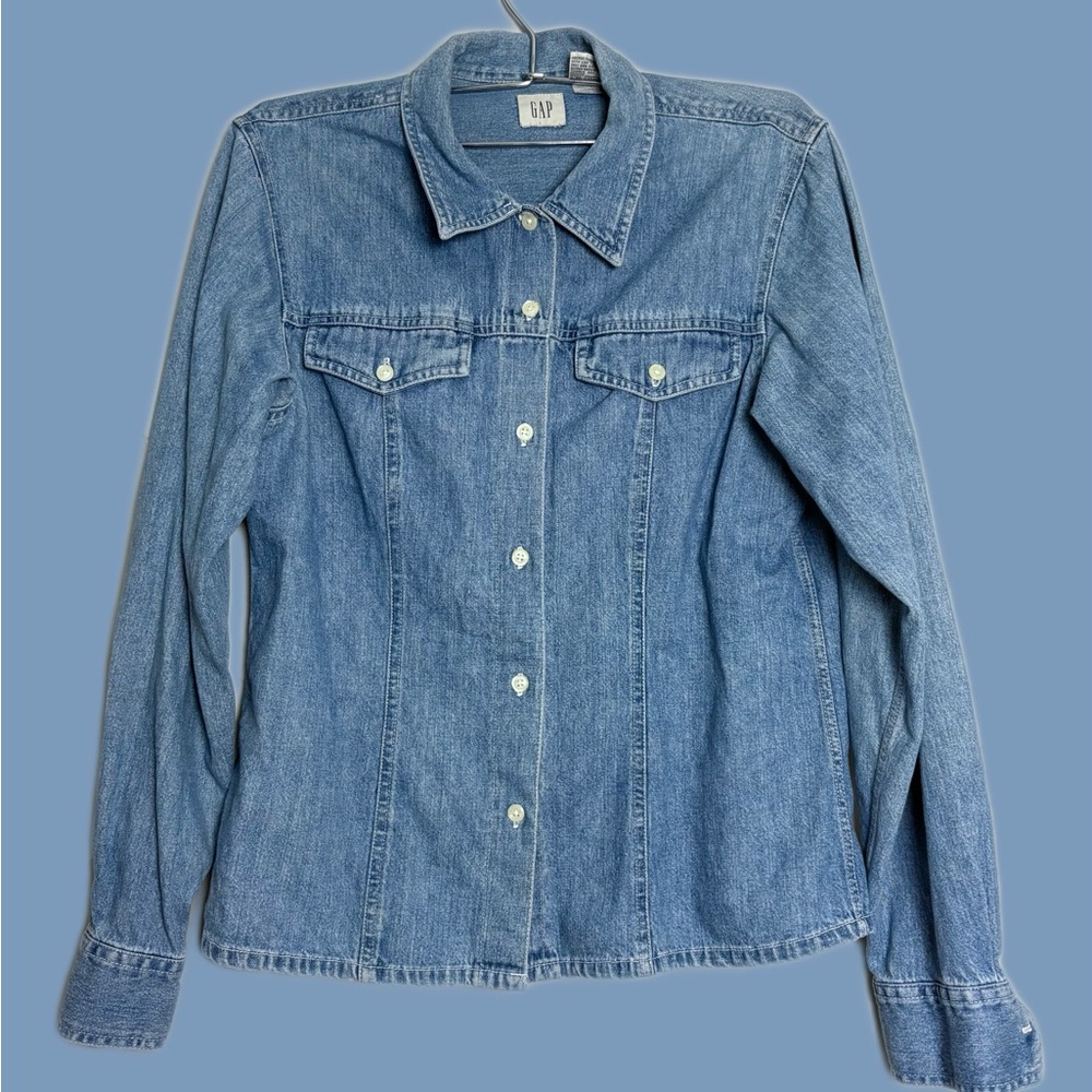 GAP vintage Light Blue Denim Shirt
